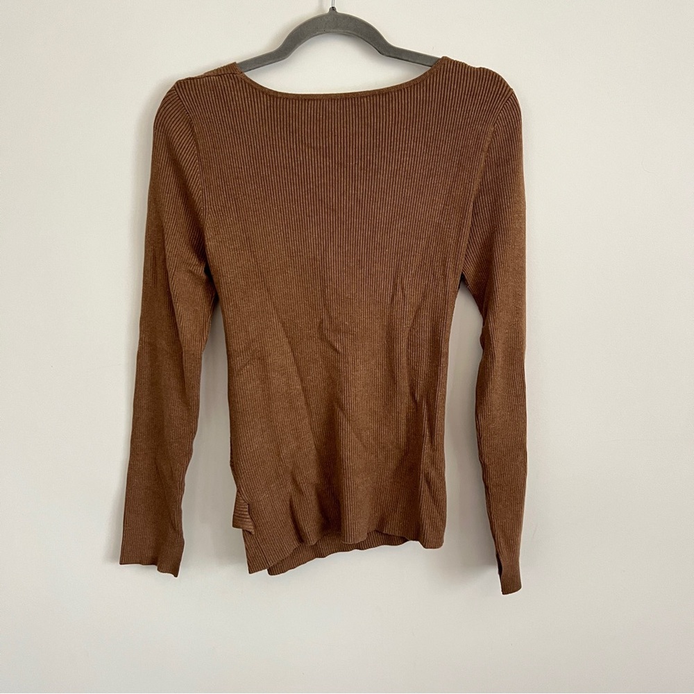 ASTR The Label Brown Ribbed Faux Wrap Long Sleeve V Neck Sweater Top Size L - Picture 4 of 8